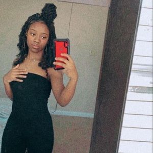 Meet your Posher, Ariel